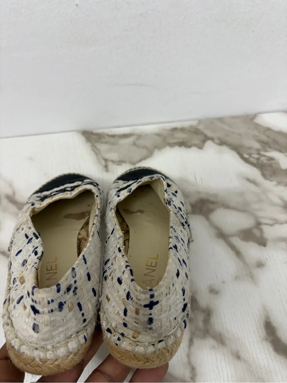 Authentic CHANEL Tweed Interlocking CC Cap Toe Espadrilles (Model/Serial: ZG2976